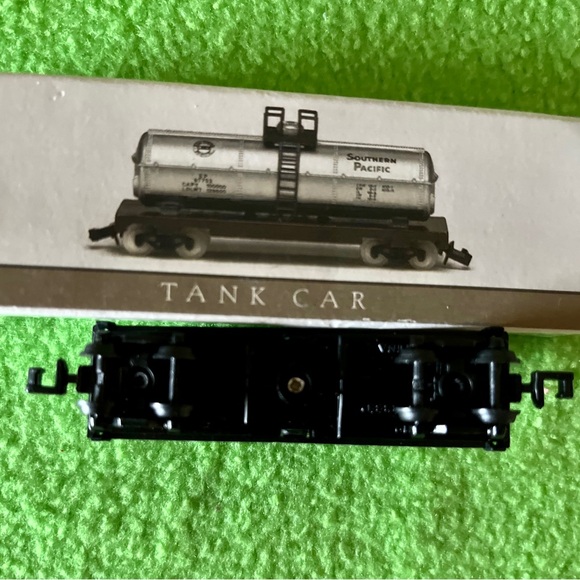 Southern Pacific N Scale Canister & Tank Car Open Boxes - Picture 11 of 11